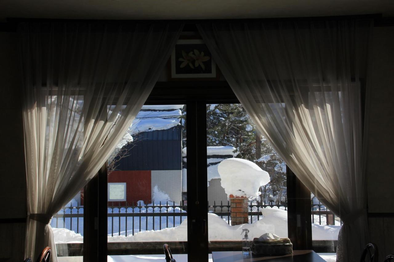 Hotel Seventh Heaven Hakuba Extérieur photo